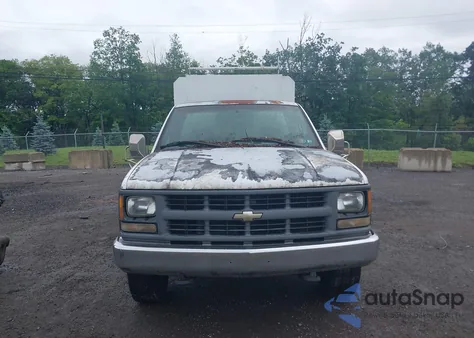 1995 Chevrolet Gmt-400 C2500 z USA, uszkodzony, nr VIN 1GBGC24K5SE238160